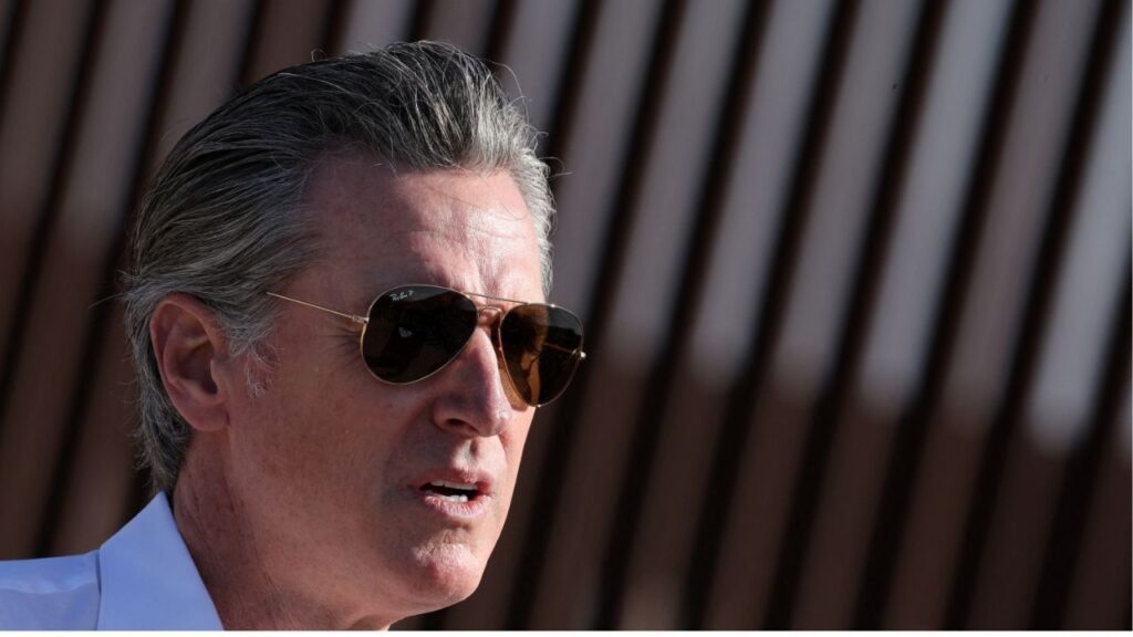 California Governor Gavin Newsom looks on as he visits the United States and Mexico border, in San Diego, California, U.S. December 5, 2024. (REUTERS/Mike Blake)