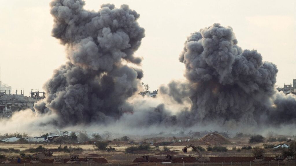 Smoke rises from Gaza after an explosion, as seen from the Israeli side of the border, April 14, 2025. (REUTERS/Amir Cohen)