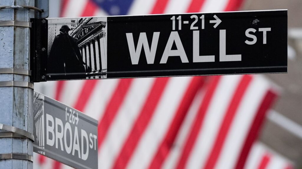 Wall Street street sign